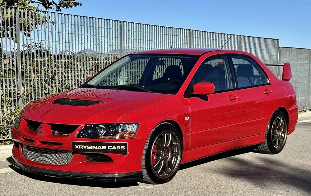 Κόκκινο Mitsubishi Lancer Evolution από το απόθεμά μας